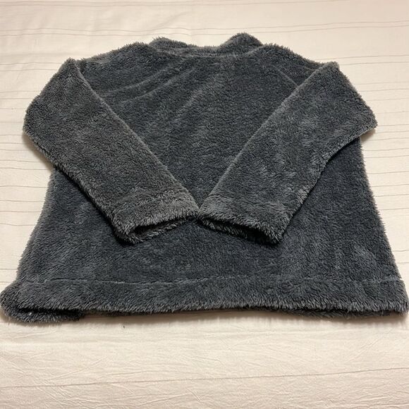 Jane and Bleecker Faux Fur Sweater - Picture 2 of 7